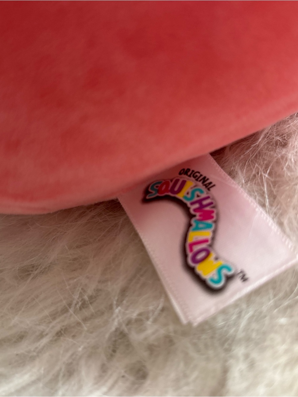 NWT Suzy Strawberry Squishmallow plush toy - Picture 4 of 8